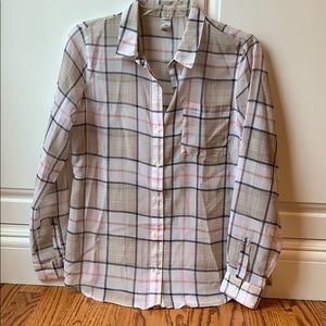 NWT Old Navy button up plaid fashion top, size S